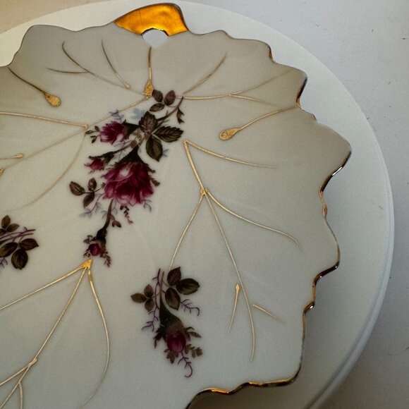 Nippon Bone China Ceramic Porcelain Leaf Shape Plate Floral Pattern Gold trim - Picture 6 of 9